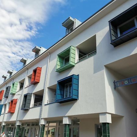 Antracit Apartman - Free Parking Pécs Extérieur photo