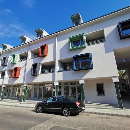 Antracit Apartman - Free Parking Pécs Extérieur photo