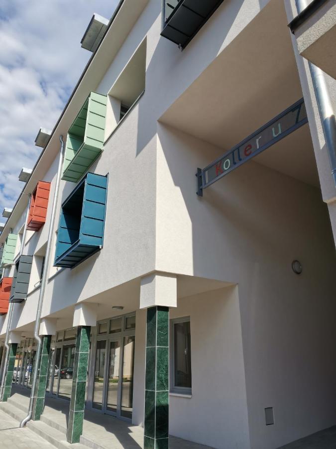Antracit Apartman - Free Parking Pécs Extérieur photo
